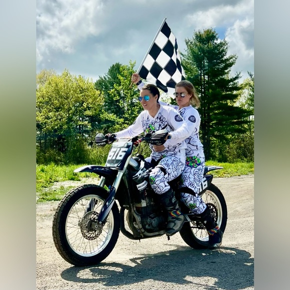 Meet your Posher, Ash Verville! - Picture 6 of 16